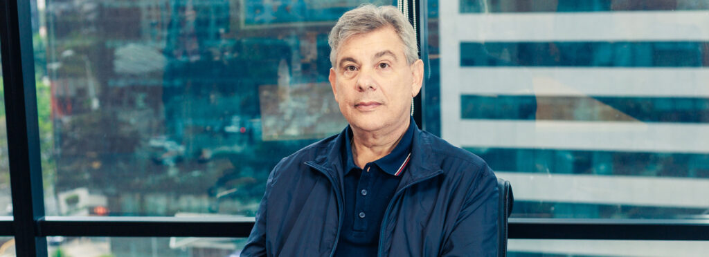 Crescimento da agropecuária brasileira e seus desafios no comércio internacional. José Roberto Colnaghi alerta: "A resiliência do setor está sendo testada em meio a incertezas globais."
