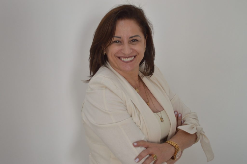 Ana Brito, diretora administrativa do Hospital Estadual de Formosa: 