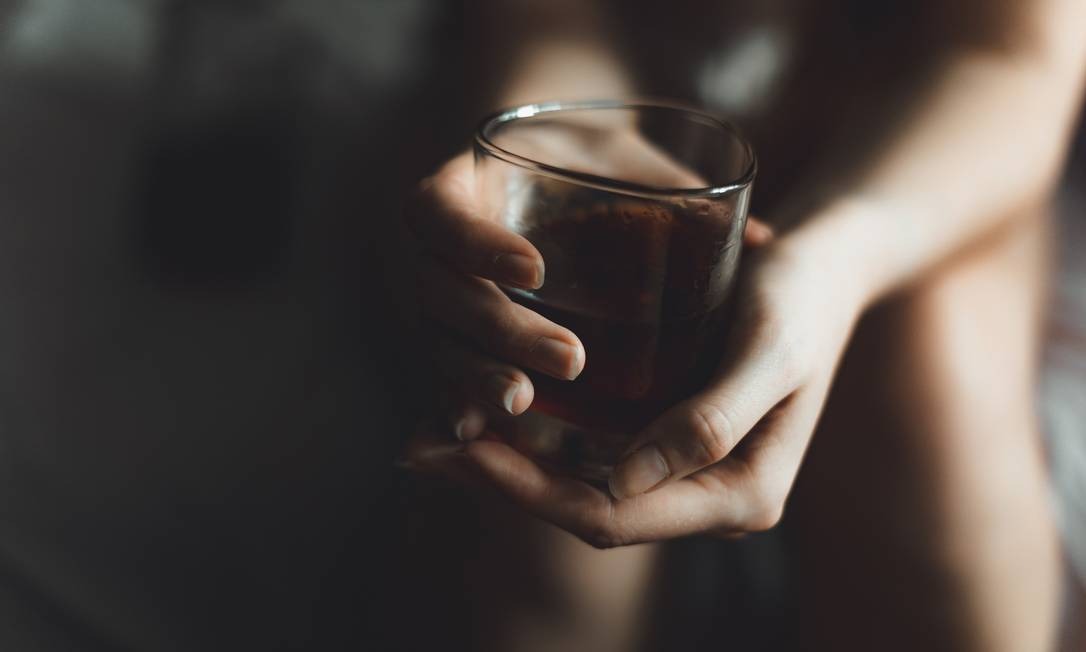 Paulo Leme Filho | Doença do alcoolismo também pode afetar o público feminino