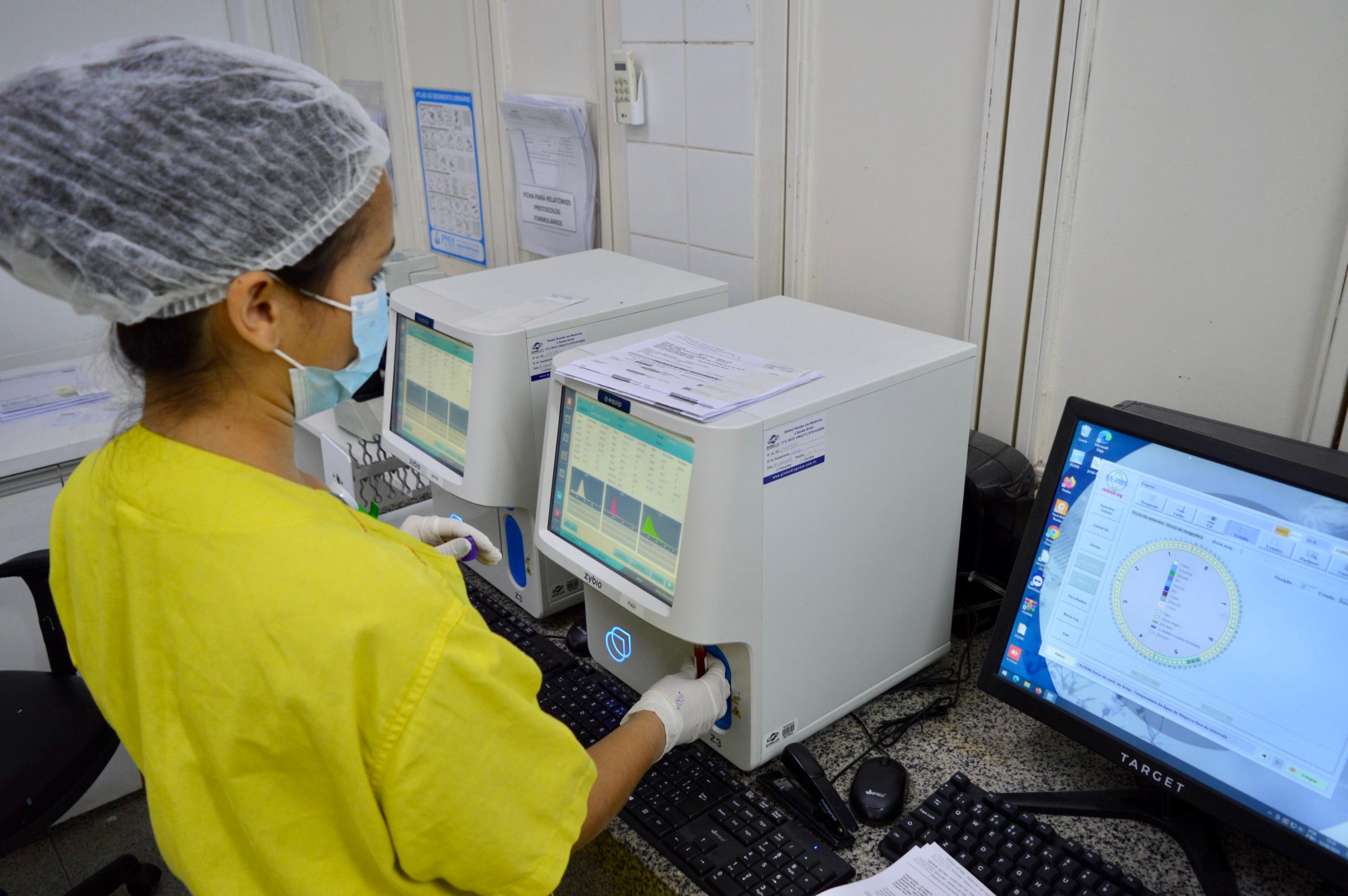 Hospital Estadual de Trindade (Hetrin) recebe novos equipamentos para o Laboratório de Análise Clínicas, unidade gerida pelo Instituto de Medicina, Estudos e Desenvolvimento (IMED)