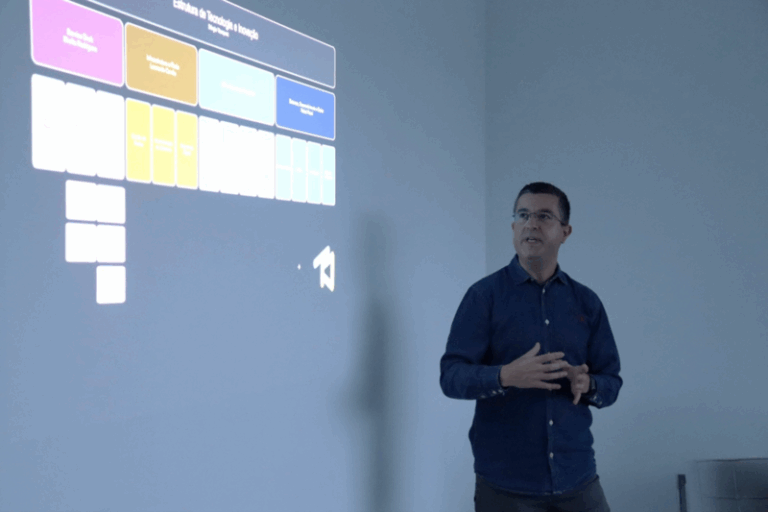 Evento Tech Day do IMED - Instituto de Medicina, Estudos e Desenvolvimento destaca a importância da tecnologia na saúde, promovendo inovação e colaboração entre equipes em São Paulo e Goiás.