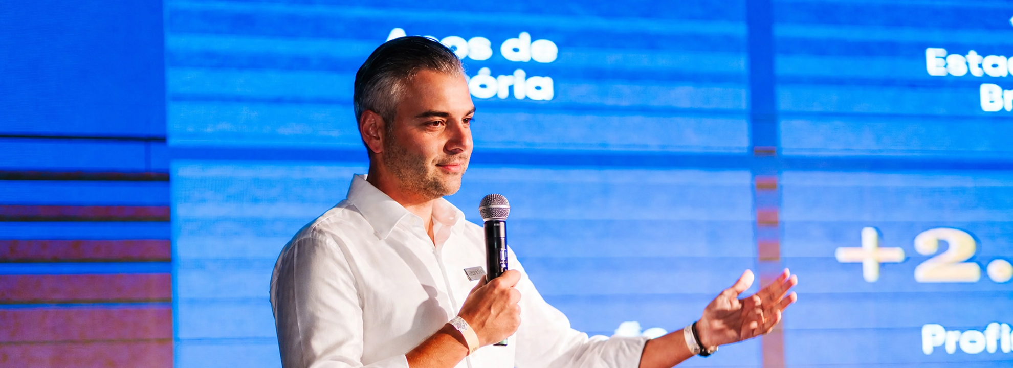 No meeting da Abitte Urbanismo, 450 corretores conheceram o Abitte Piemonte, o primeiro condomínio de casas prontas em Cuiabá. O CEO Francisco Colnaghi Neto ressalta a excelência do projeto.